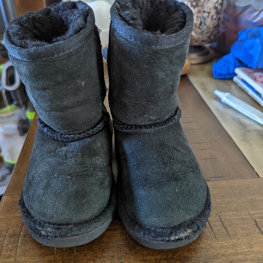 Toddler uggs